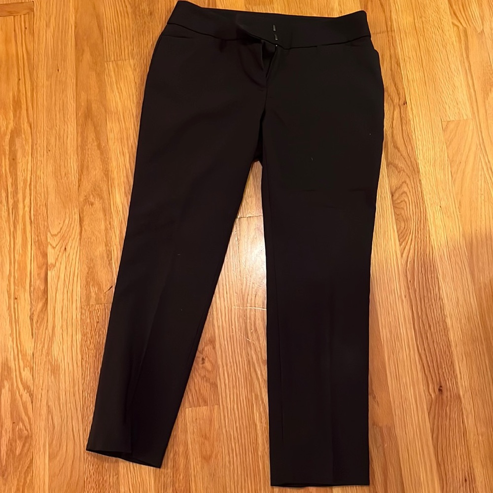 LOFT - Julie straight pants. 🐆